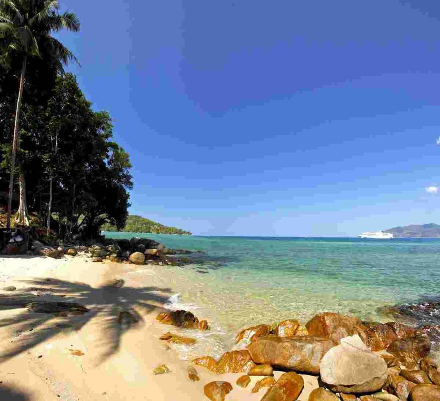 Blue Beach Club & Resort Patong Exterior photo